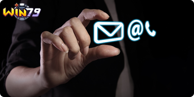 Liên Hệ 79WIN: Kênh Hỗ Trợ Khách Hàng Chuyên Nghiệp 2 Kênh Trò Chuyện Trực Tuyến (Live Chat)